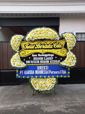 Papan Bunga Duka di Tana Lia